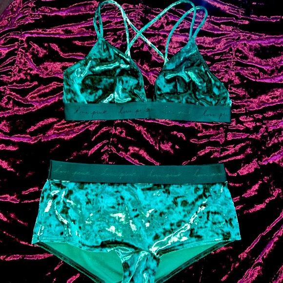 VS PINK intimates - bralette and panty set - Picture 1 of 4